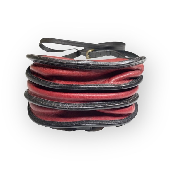 Vintage: Boots ‘n Bags ❁ Accordion Mini Crossbody Saddle Bag ❁ Brick Red Leather - Picture 9 of 16